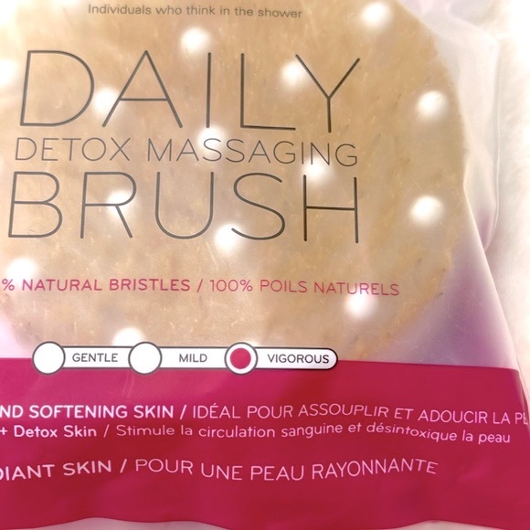 🌸DAILY CONCEPTS DETOX MASSAGE BRUSH - VIGOROUS🌸 - Picture 2 of 9